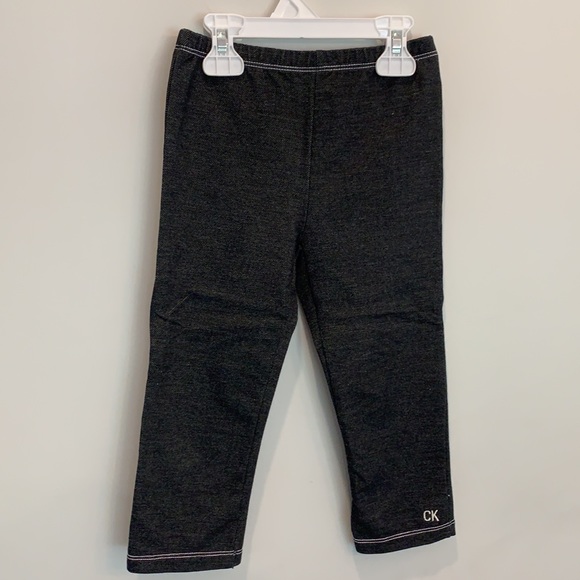 Calvin Klein girls 2 piece set Size 6 - Picture 9 of 14